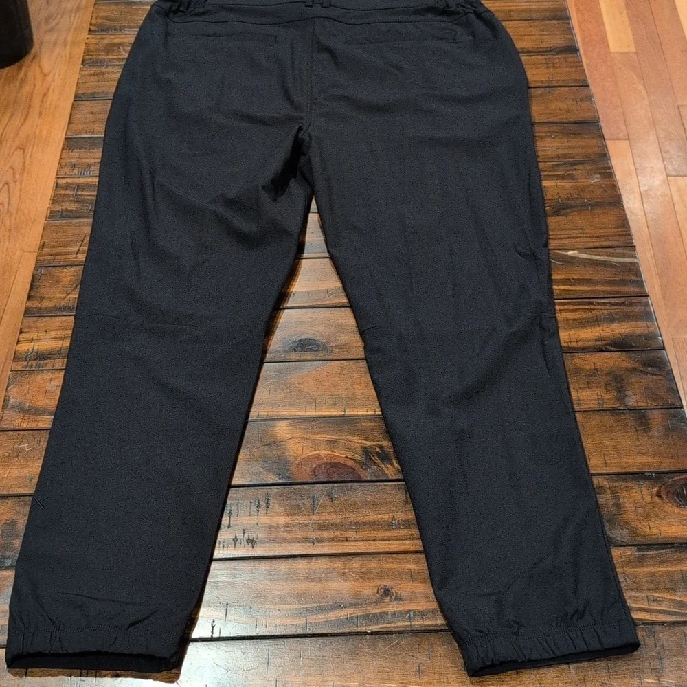 Cuts AO Jogger Pant